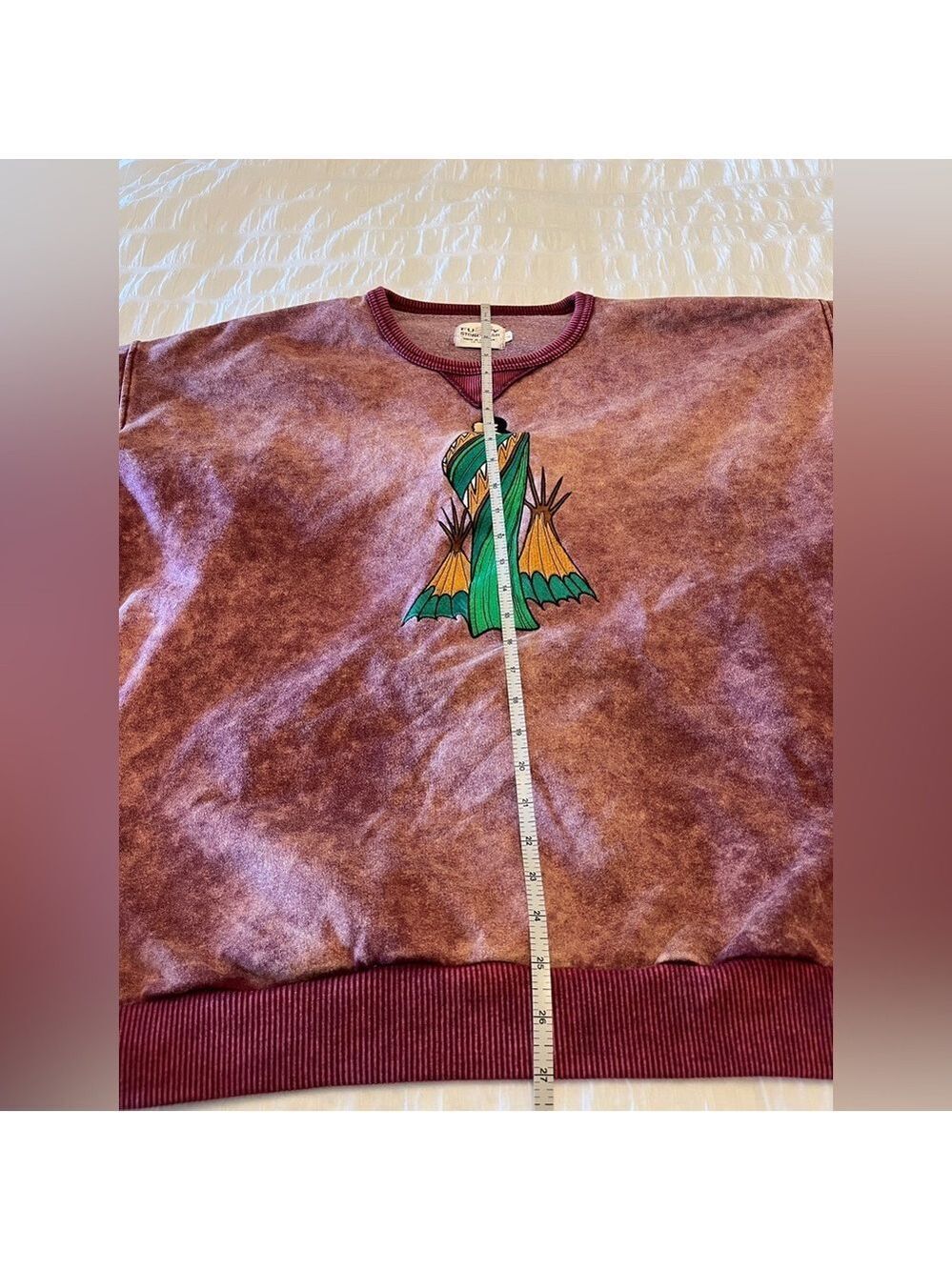 VINTAGE Fuzzy Stonewash Sweatshirt Indigenous Embroidered Design Made Canada - Picture 15 of 16